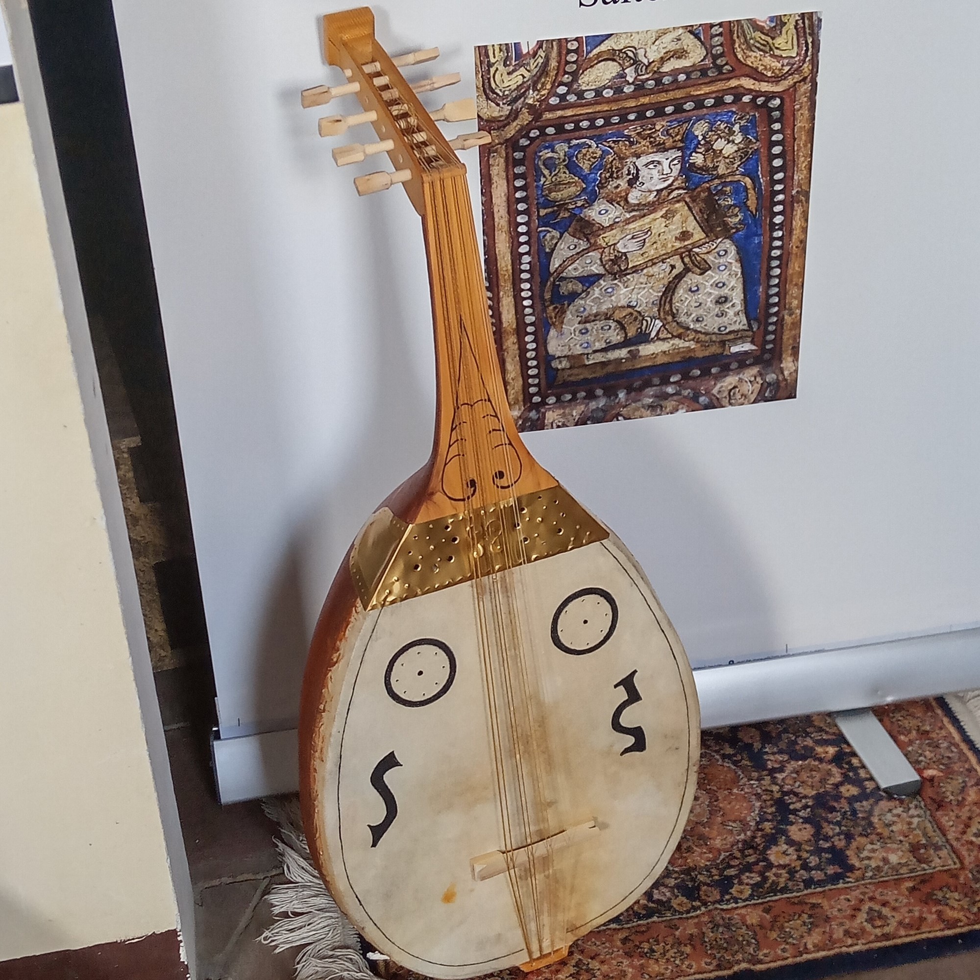 Reconstruction of some String Instruments from the Ceiling Paintings of ...