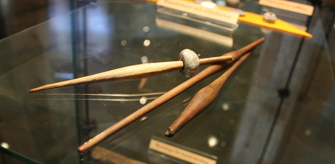 Recreating Historic European Spindle Spinning