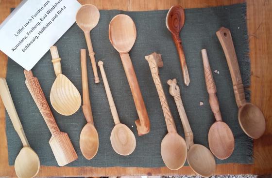 For Soup and Porridge: the Spoon Carver